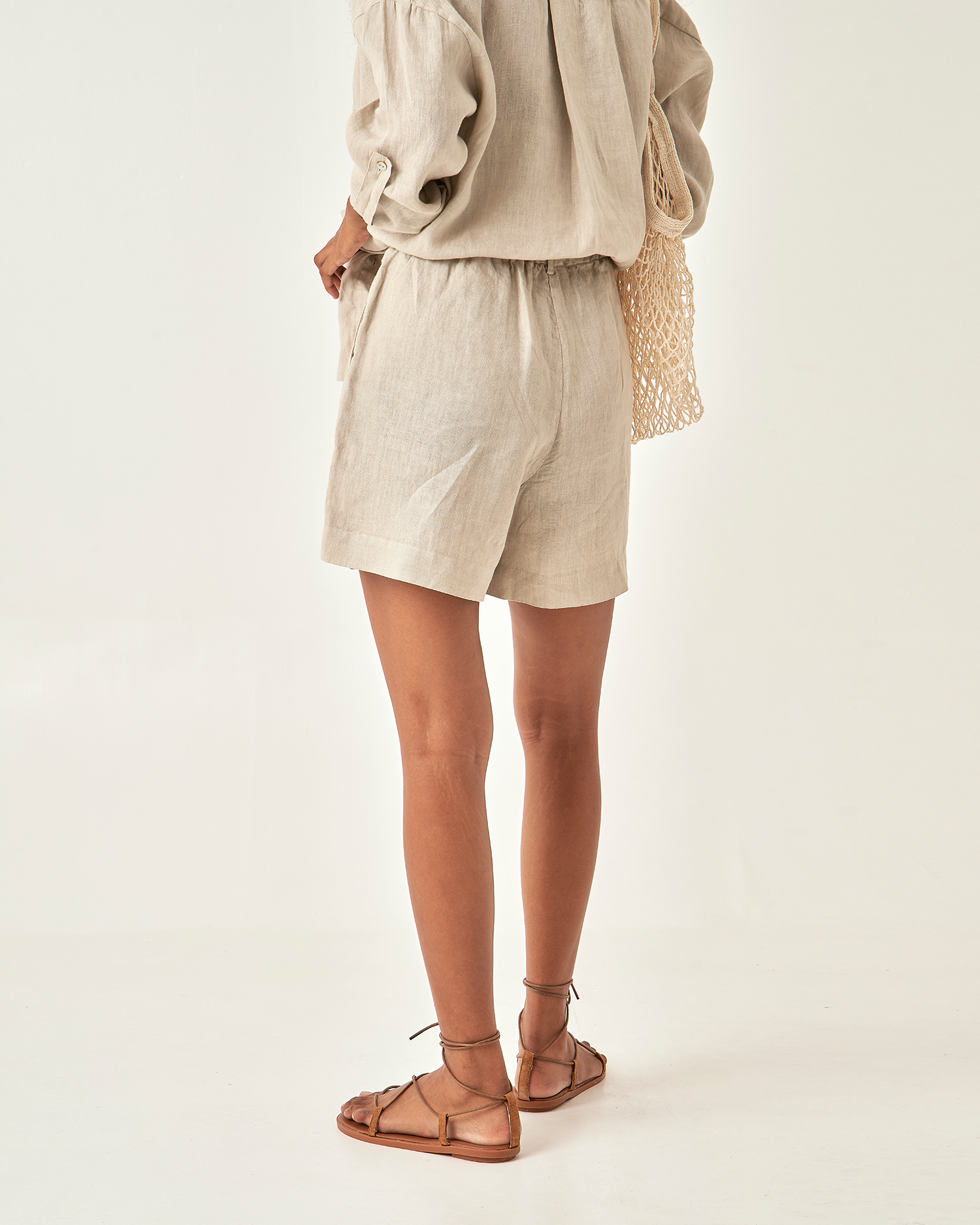 THE SHORTS [beige]